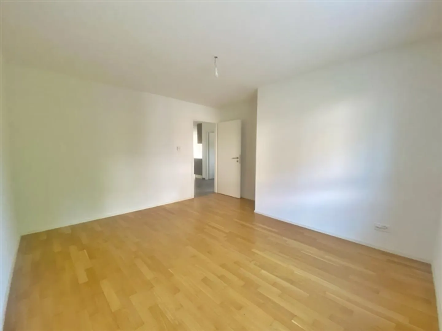 OPPORTUNITÉ À 3 MINUTES DE LA VILLE - Photo 5 sur 9