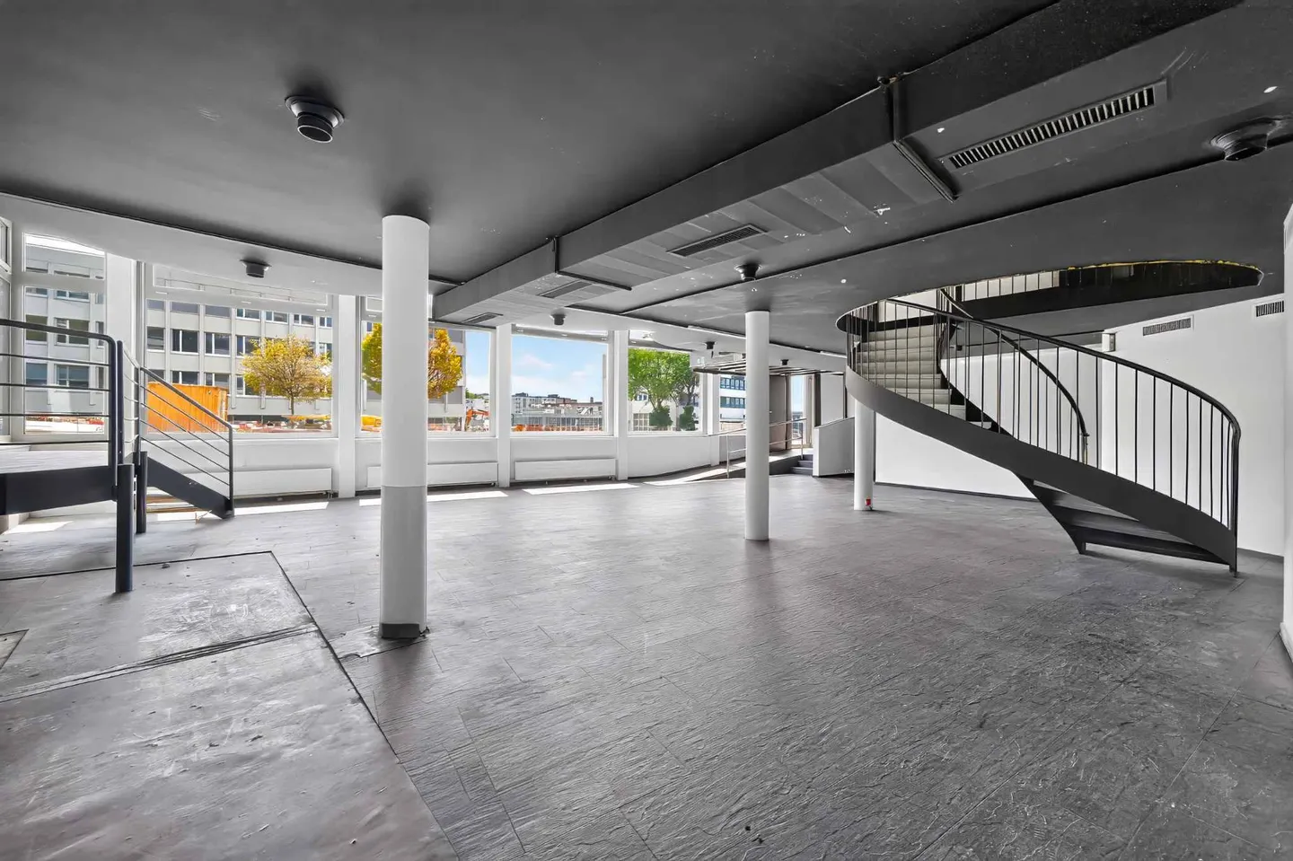 Zu vermieten! Gewerbefläche von 267m2 - Foto 5 von 8