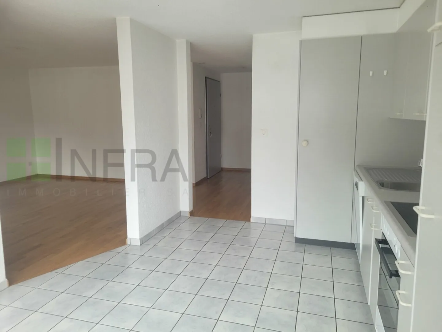 Apartment for rent - Photo 1 of 9