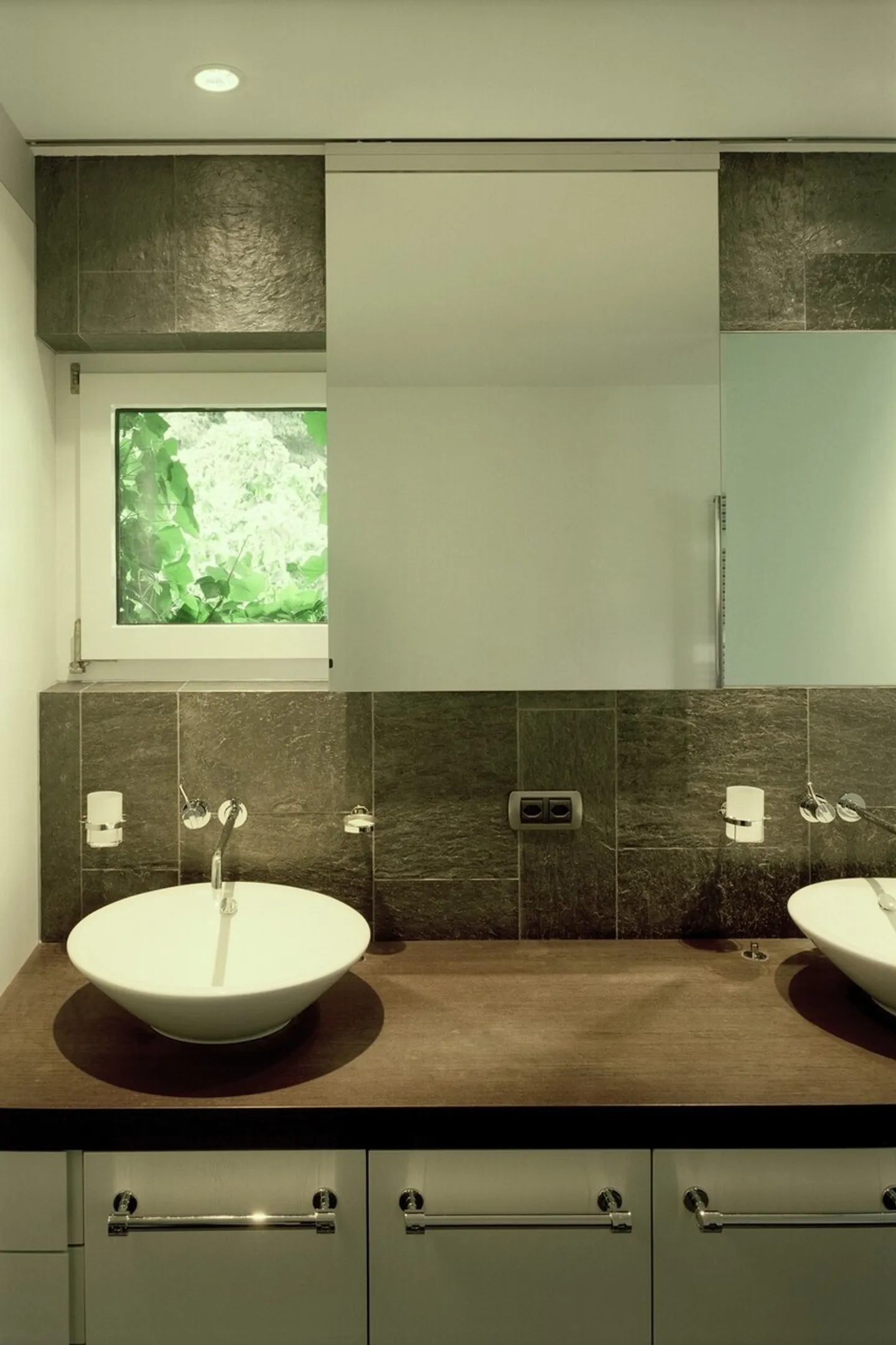 Maison semi-détachée exclusive avec espace bien-être privé - Photo 10 sur 13