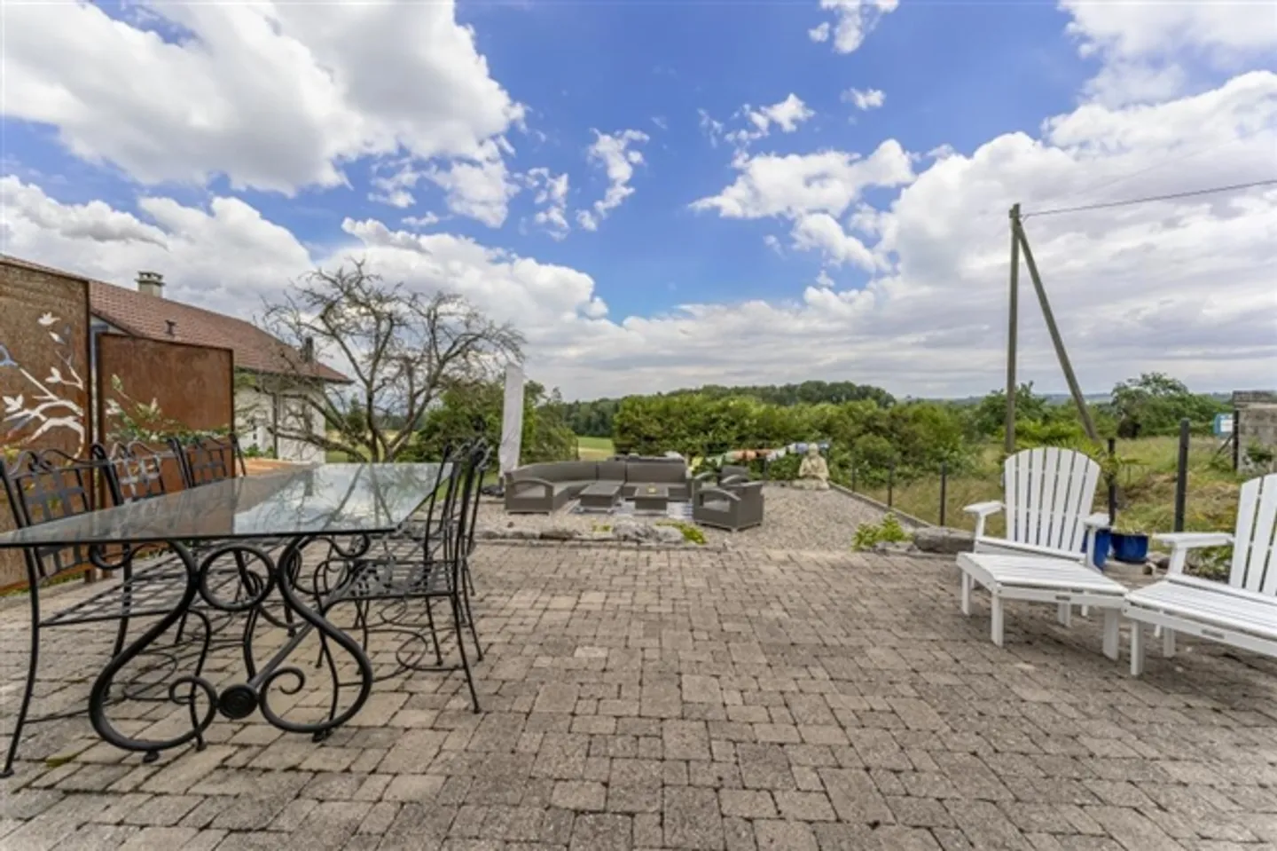 UNIQUE LARGE QUIET ACCOMMODATION - Photo 4 of 7