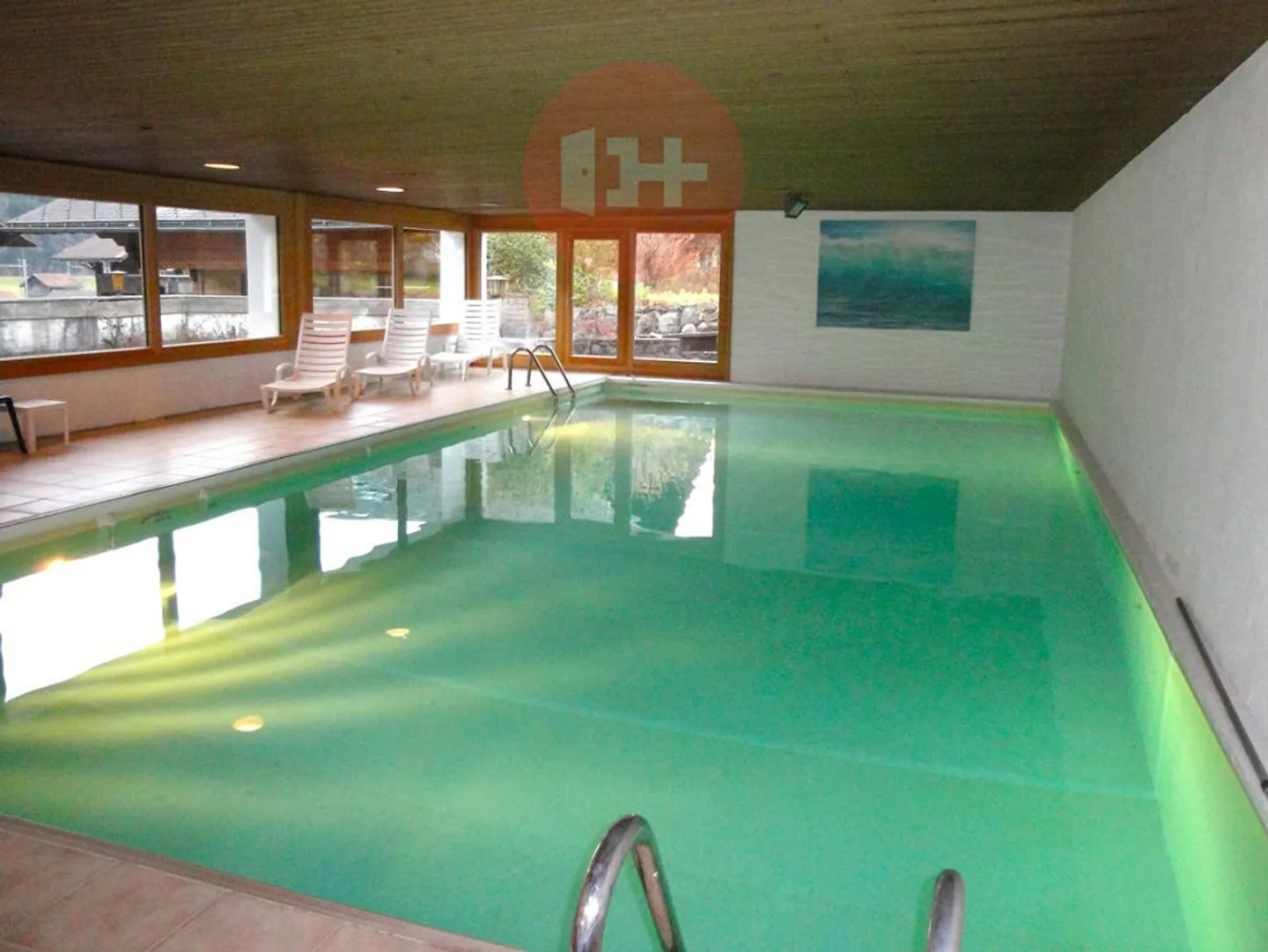 Rustikales Hotel mit Pool im Simmental - Foto 7 von 17