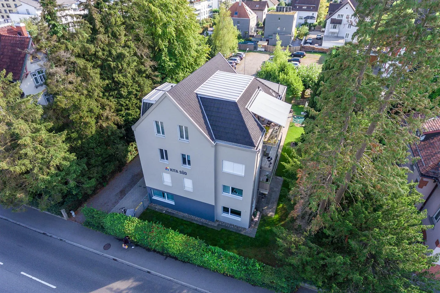 appartement de ville lumineux de 3,5 pièces - Photo 1 sur 13