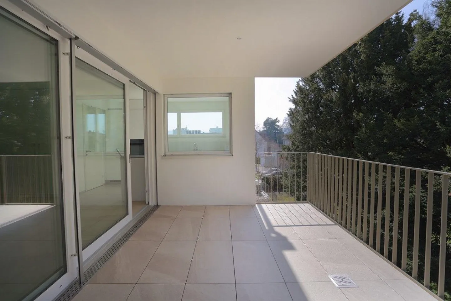 appartement de ville lumineux de 3,5 pièces - Photo 6 sur 13