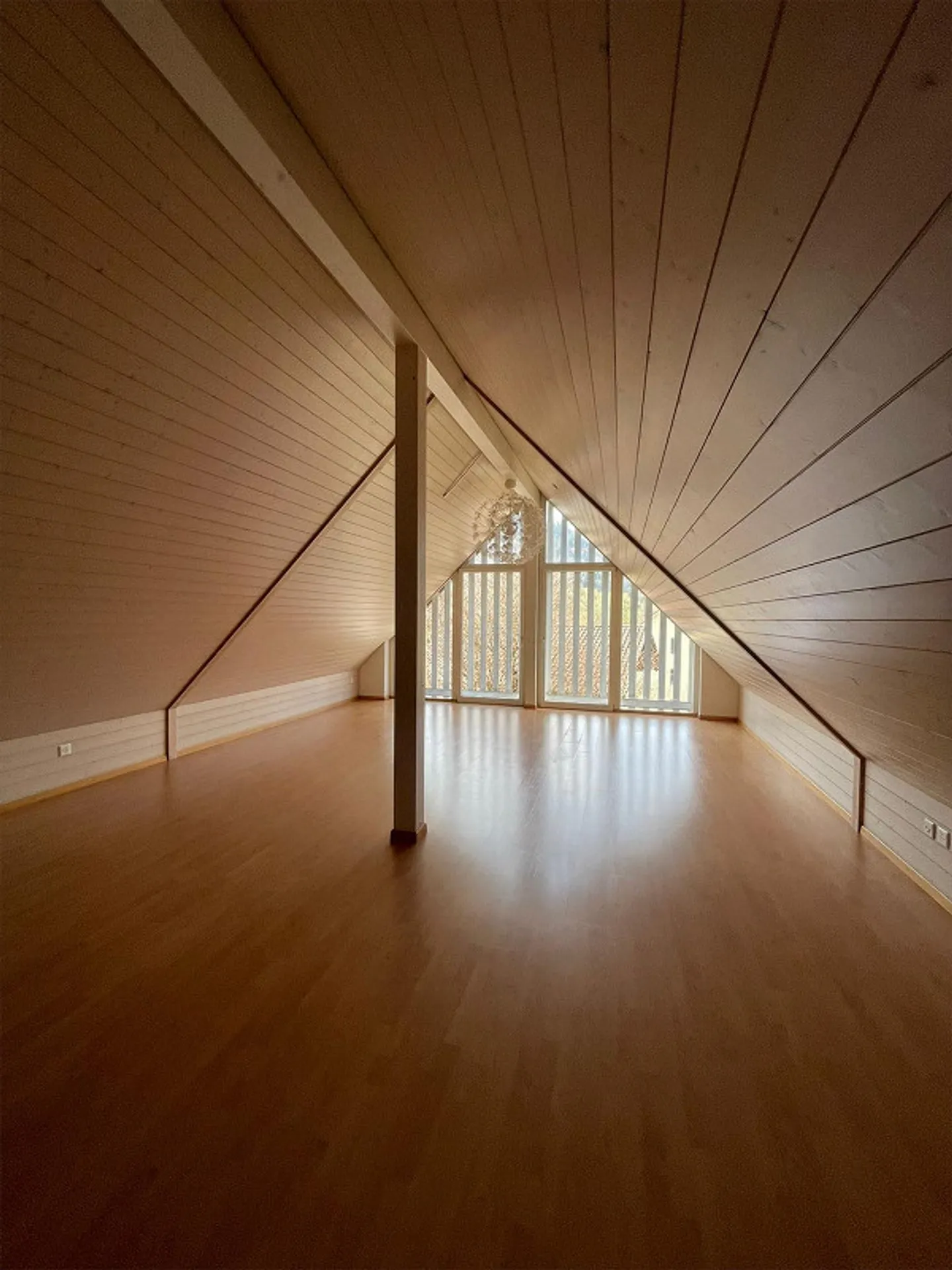 Helle 4.5 Zimmer Wohnung - Foto 1 von 11