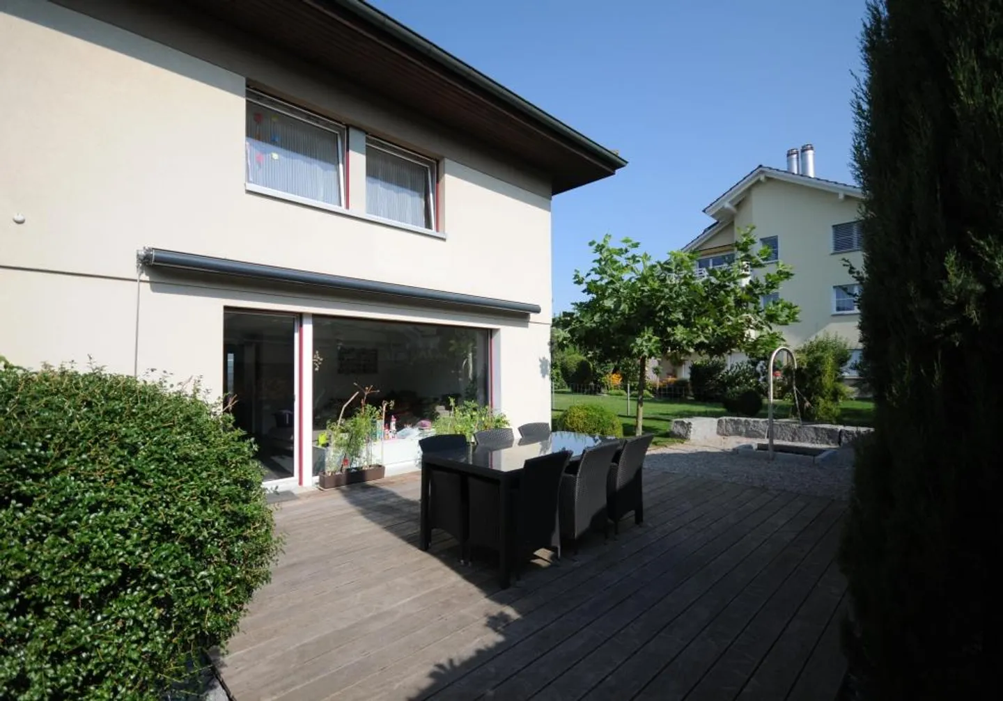 Charming 4.5-Room Semi-Detached House in Sirnach - Photo 2 of 13