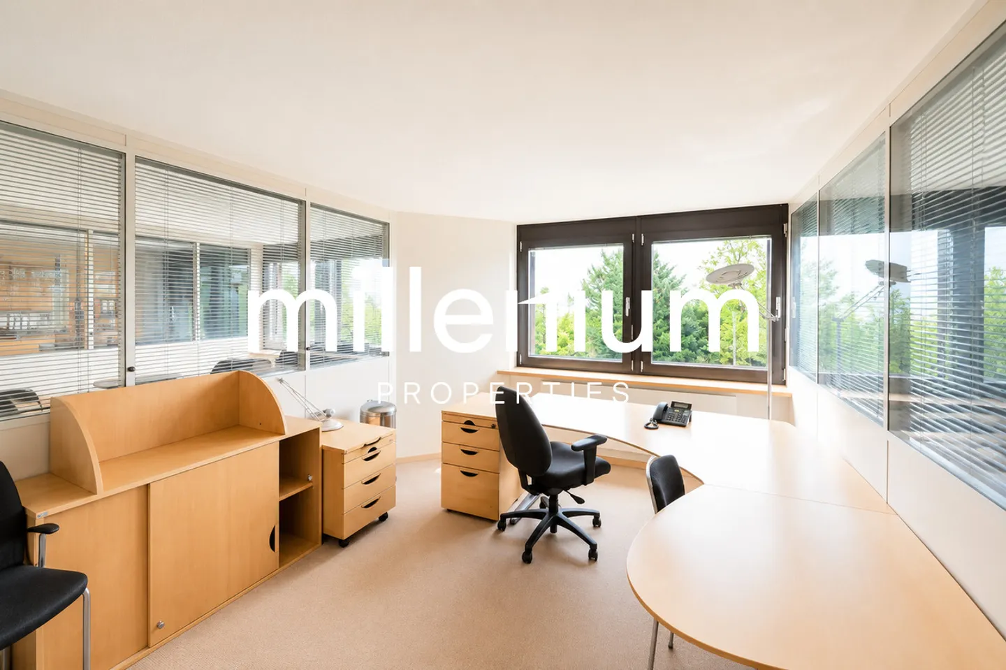 Centro affari - Spazi uffici premium con vista sul lago - Foto 3 di 7