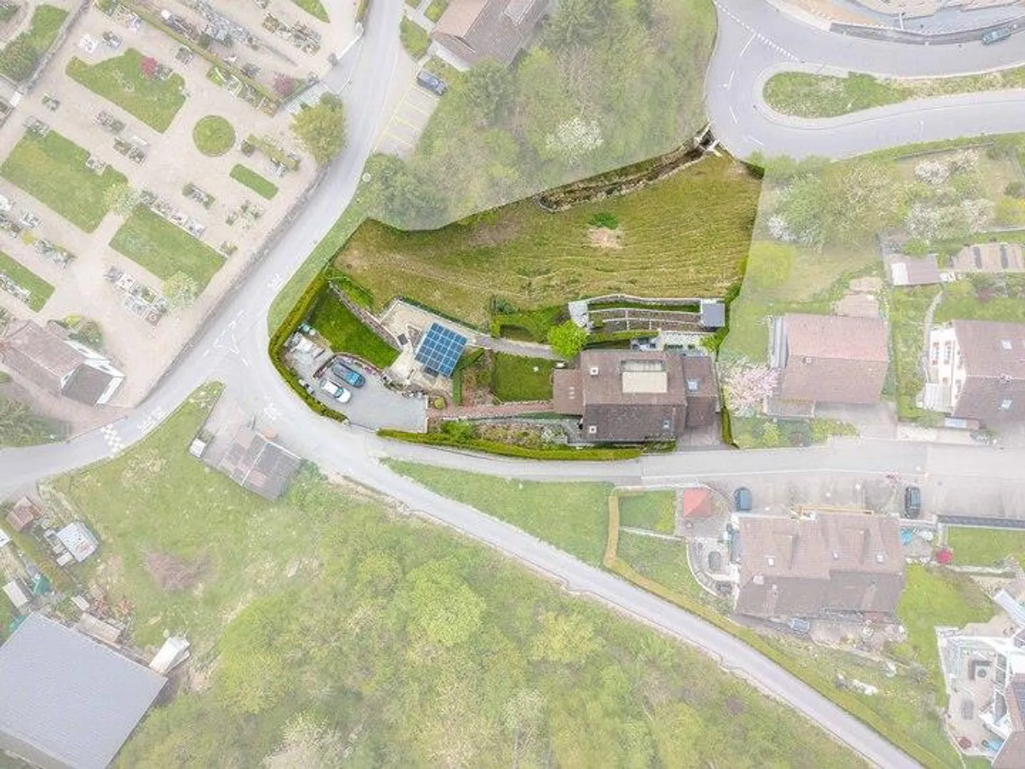 OPPORTUNITY IN A PRIVILEGED HILLSIDE LOCATION: 1,852 m² OF BUILDING LAND IN WOLHUSEN - Photo 4 of 8