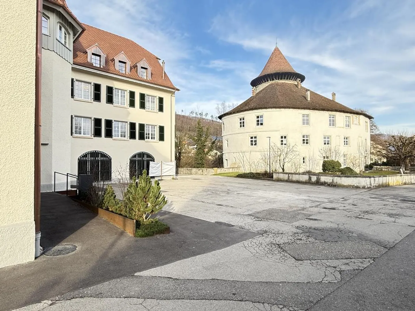 Nuovo appartamento vicino al castello di Zwingen - Foto 1 di 10