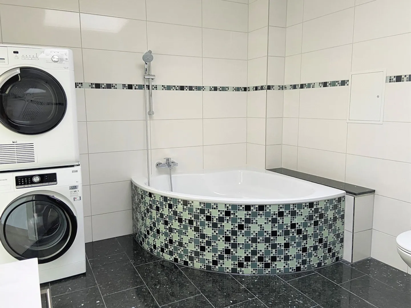 Appartamento di lusso di 2,5 stanze - Foto 3 di 15
