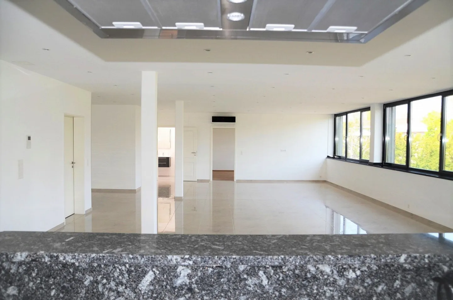 Appartamento di lusso di 2,5 stanze - Foto 4 di 15