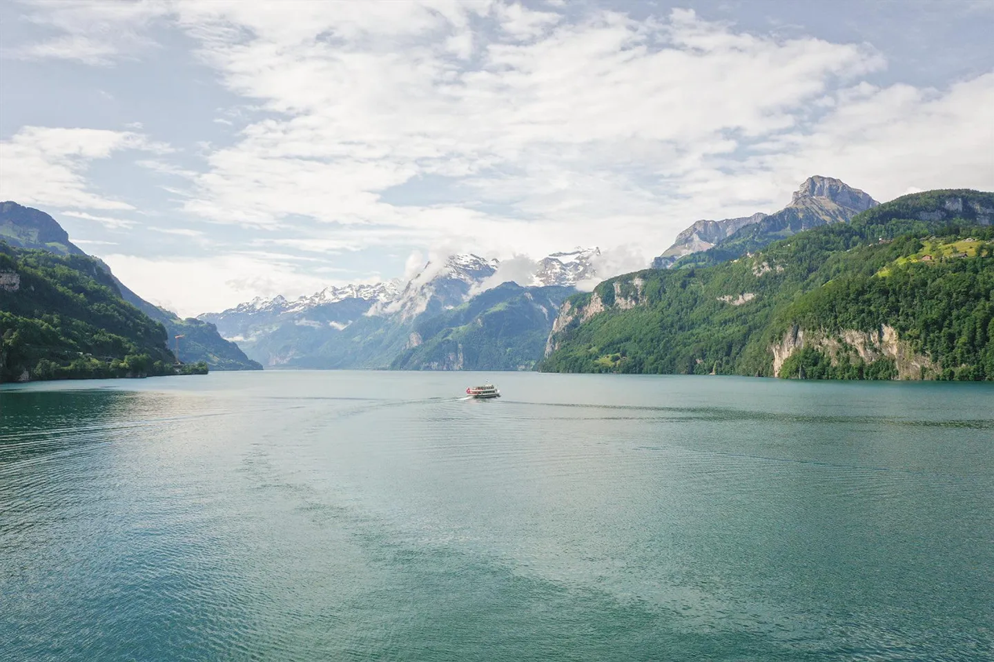 Loft-style studio apartment for rent on the lakeside promenade in Brunnen, SZ - Photo 13 of 13