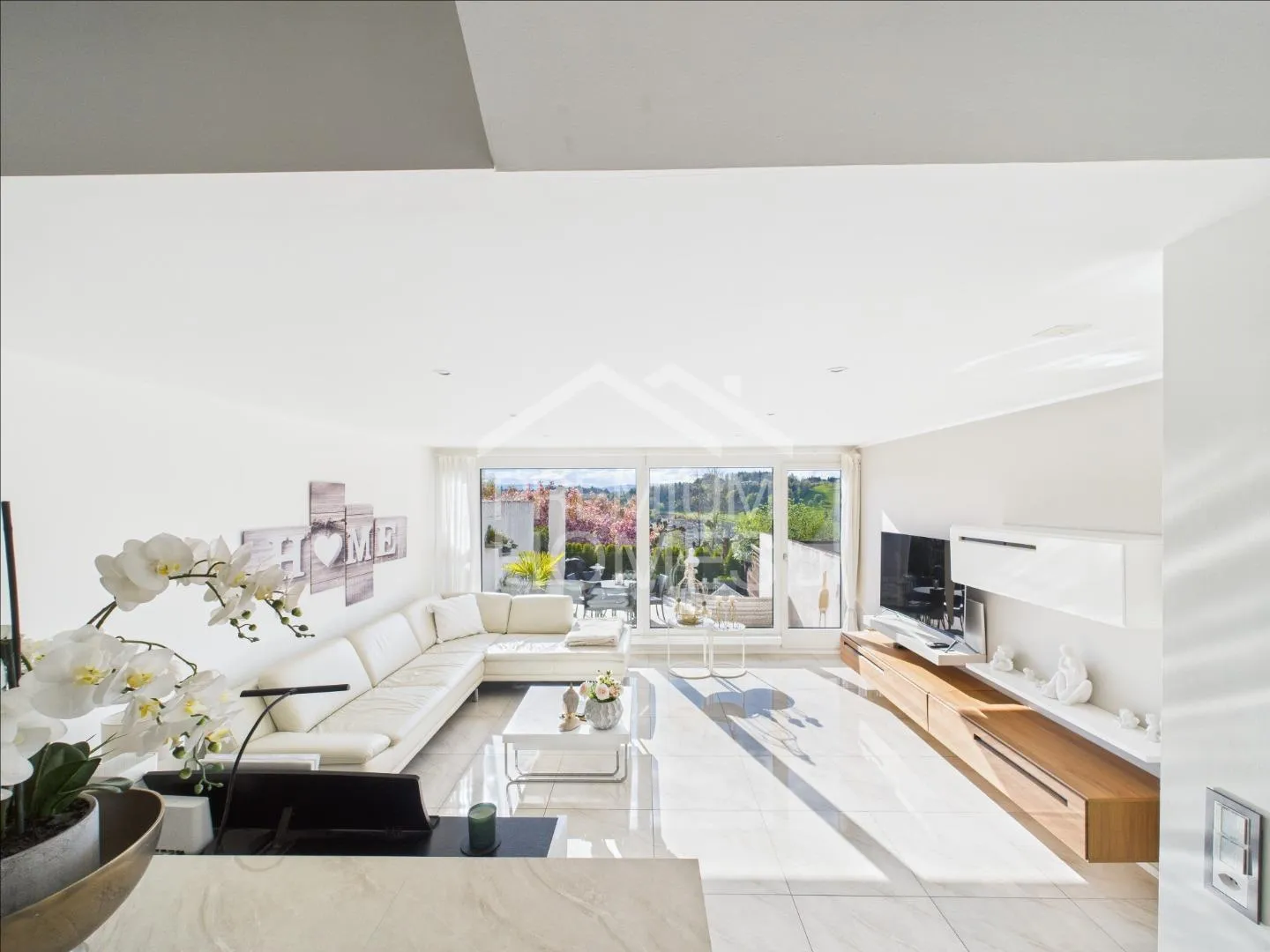 Casa a schiera con stile e comfort a Ebikon! - Foto 2 di 11