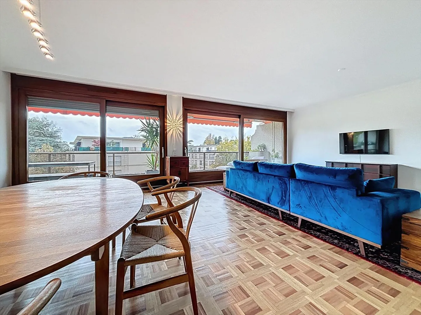 Appartamento 6.5 stanze - Foto 1 di 12