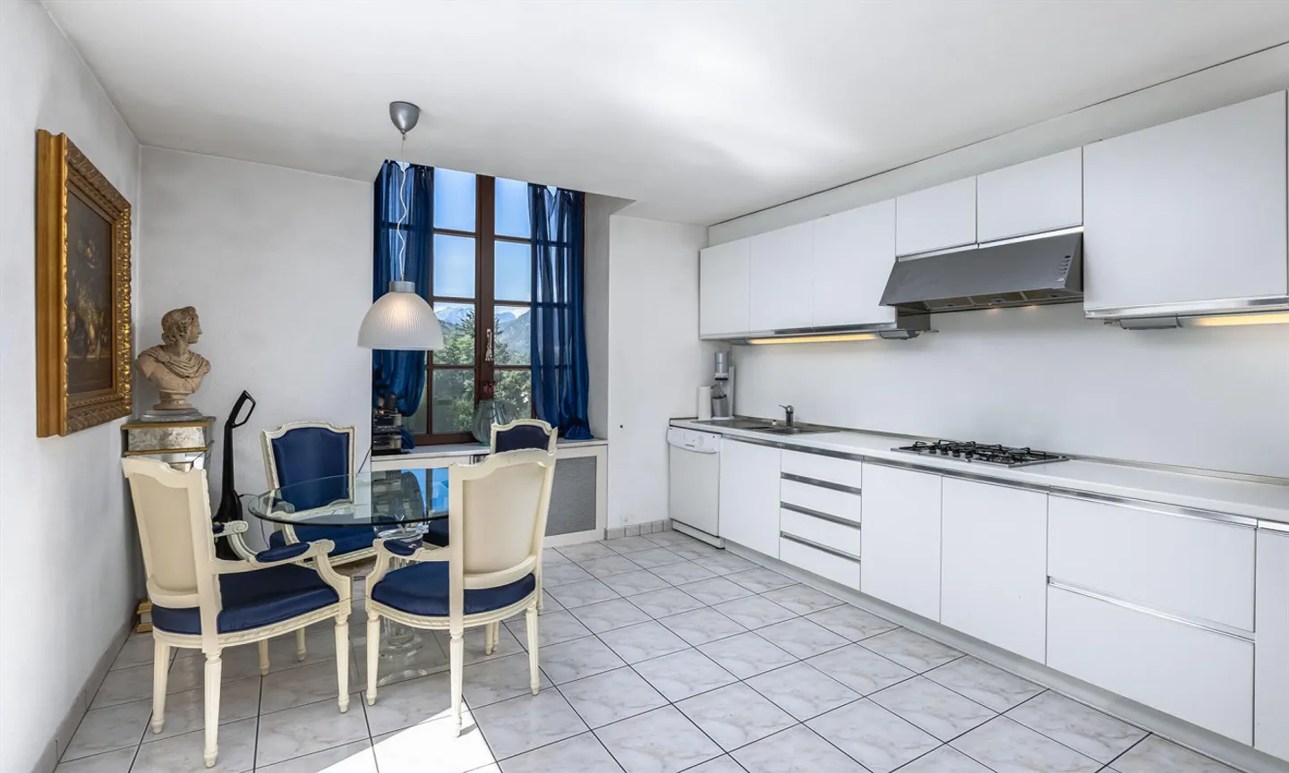 VILLA 6.5 ROOMS WITH LARGE GARDEN IN GRAVESANO - Photo 6 of 10