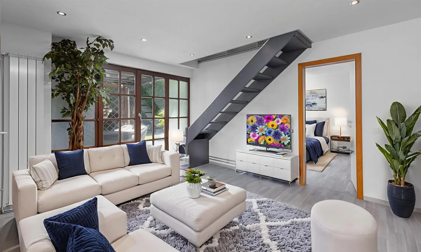 VILLA 6.5 ROOMS WITH LARGE GARDEN IN GRAVESANO - Photo 3 of 10