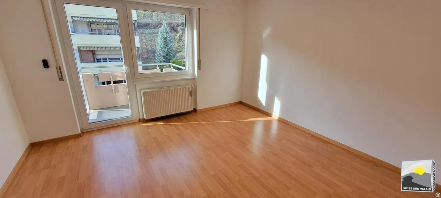 SIERRE / I am "SWEET LIVING" Pretty 4.5 room apartment of 115 m² - Photo 9 of 23