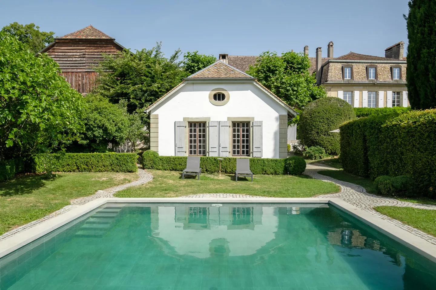 Château Historique avec Potentiel d'Agrandissement - Photo 8 sur 25