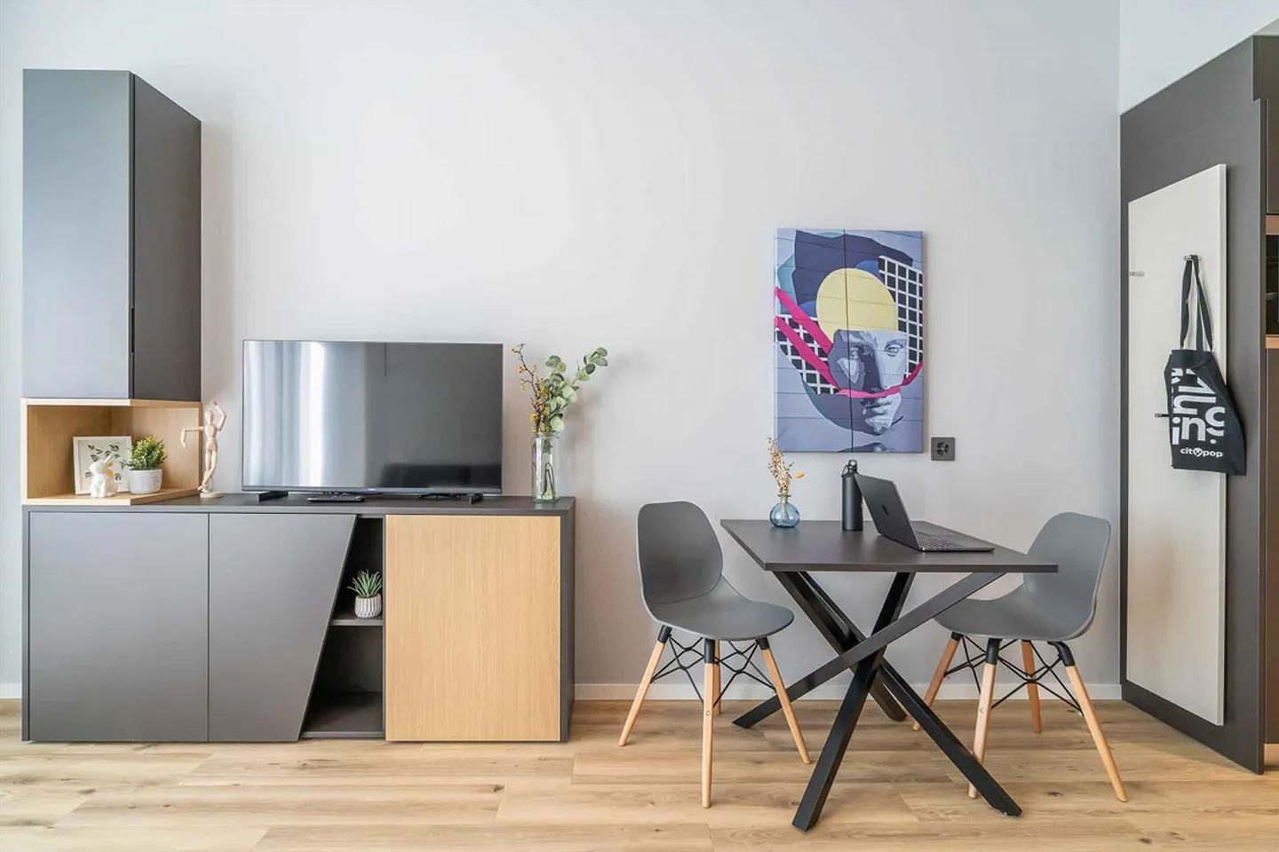 City Pop - Berna - Appartamenti arredati eleganti - Foto 3 di 9