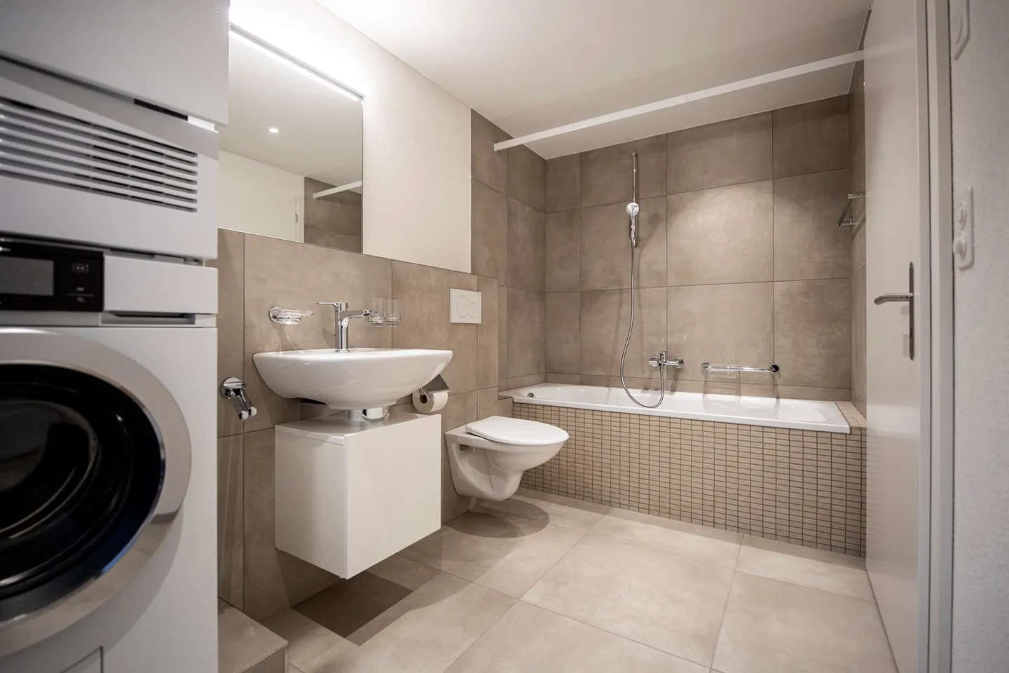 Single house for rent - Photo 2 of 13