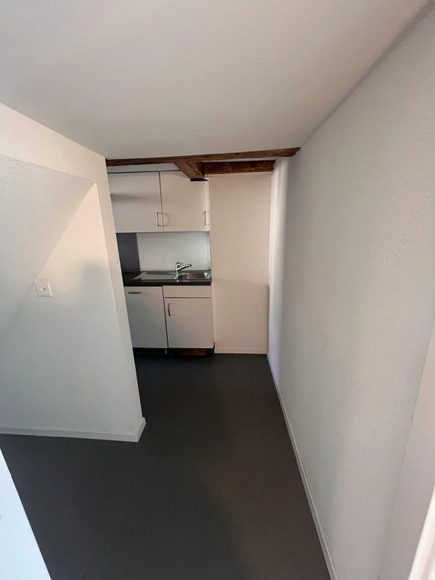 Appartamento affascinante 2.5 stanze a Kaltbrunn - Foto 3 di 8