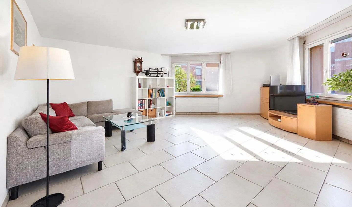 Vivre où la vie quotidienne est facile – Appartement de 4,5 pièces à Horw - Photo 2 sur 8