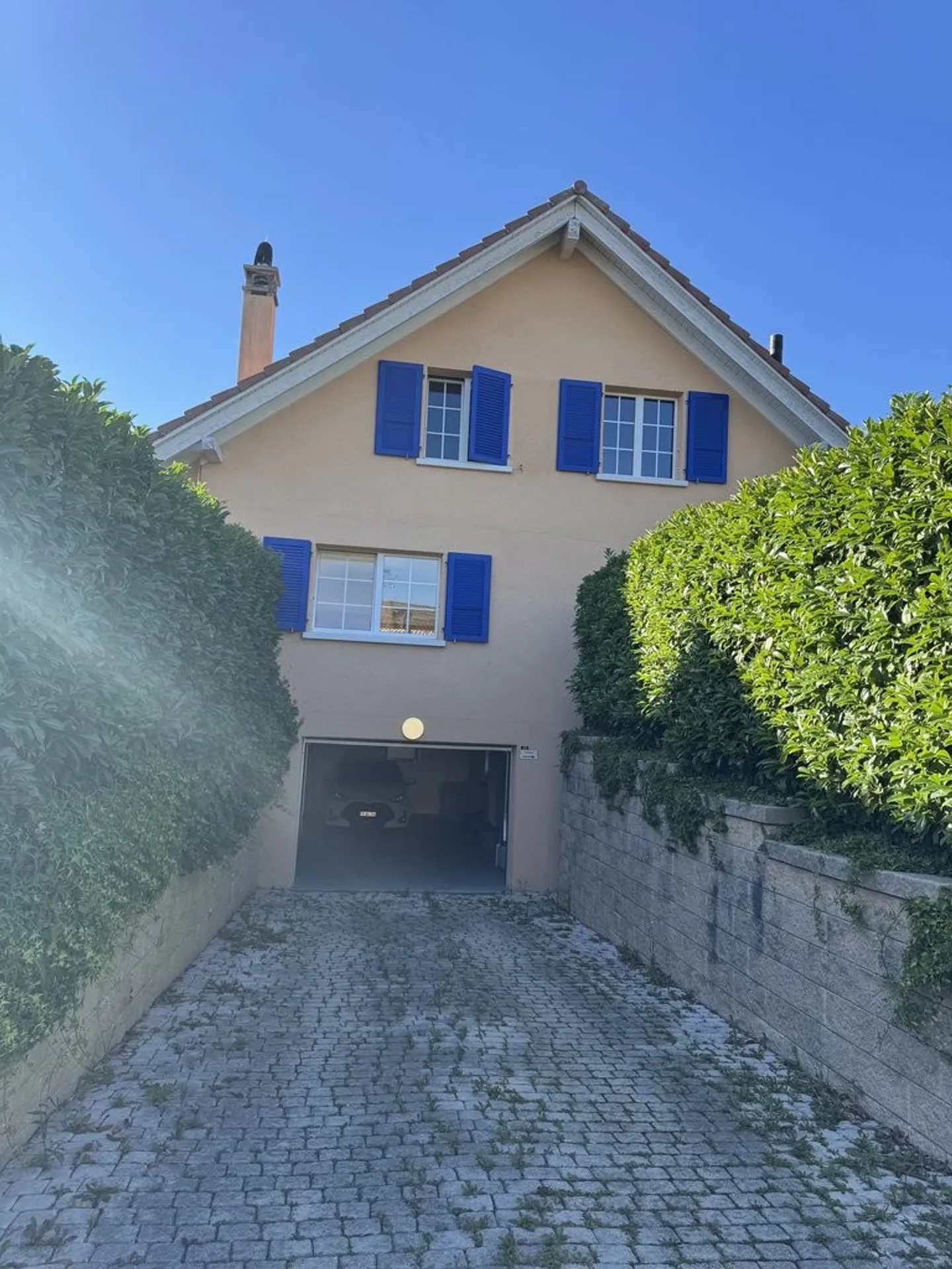 Single-family villa with 5.5 rooms - Photo 1 of 12