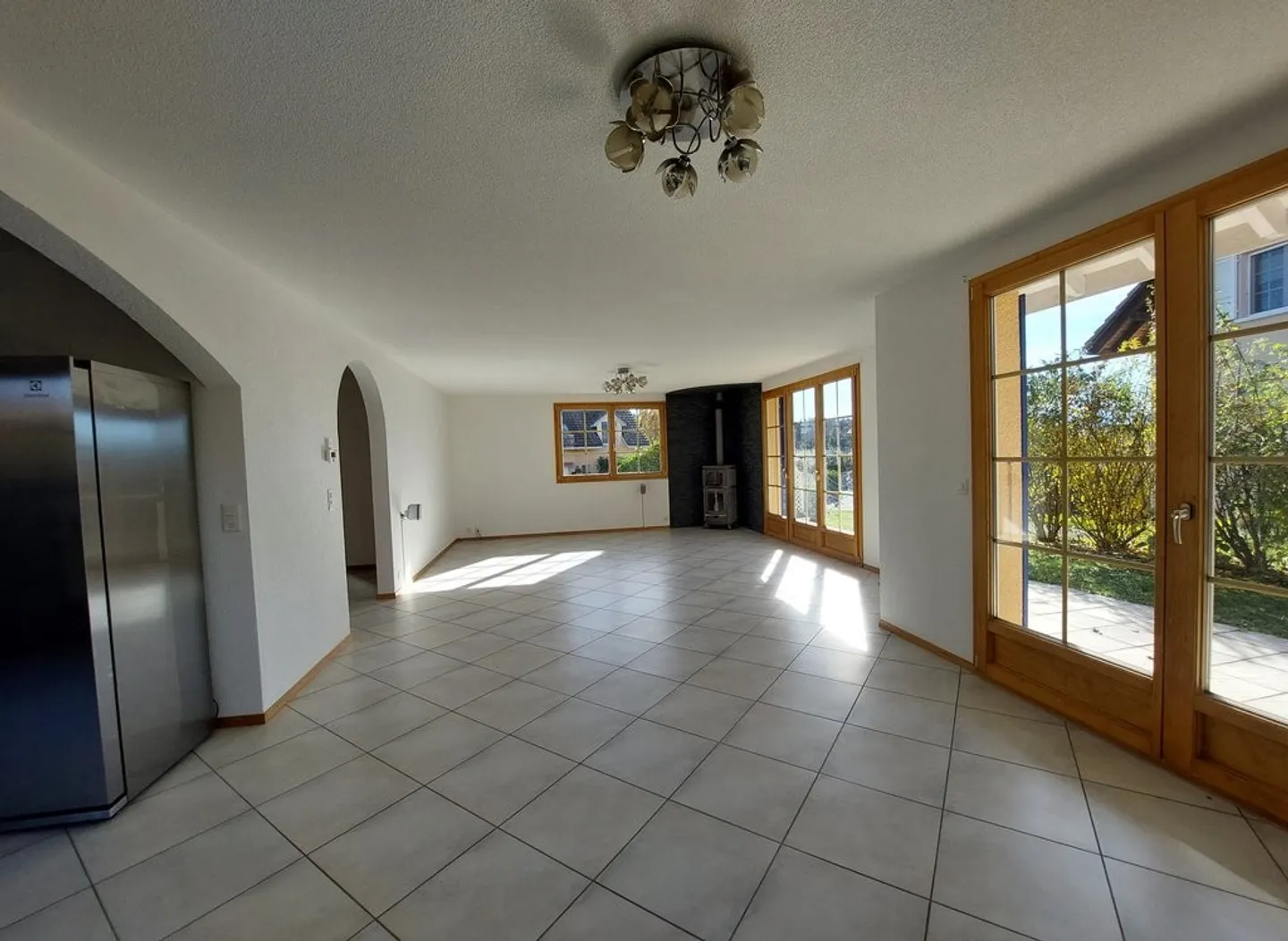 Single-family villa with 5.5 rooms - Photo 4 of 12