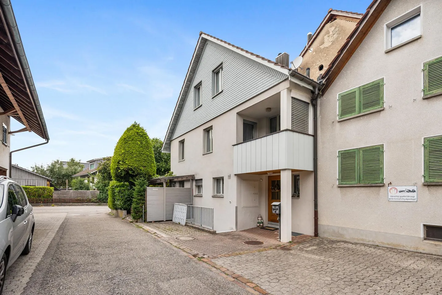 ECKHAUS MIT VIEL PLATZ, GARTEN UND DREI STELLPLÄTZEN - Foto 22 di 32