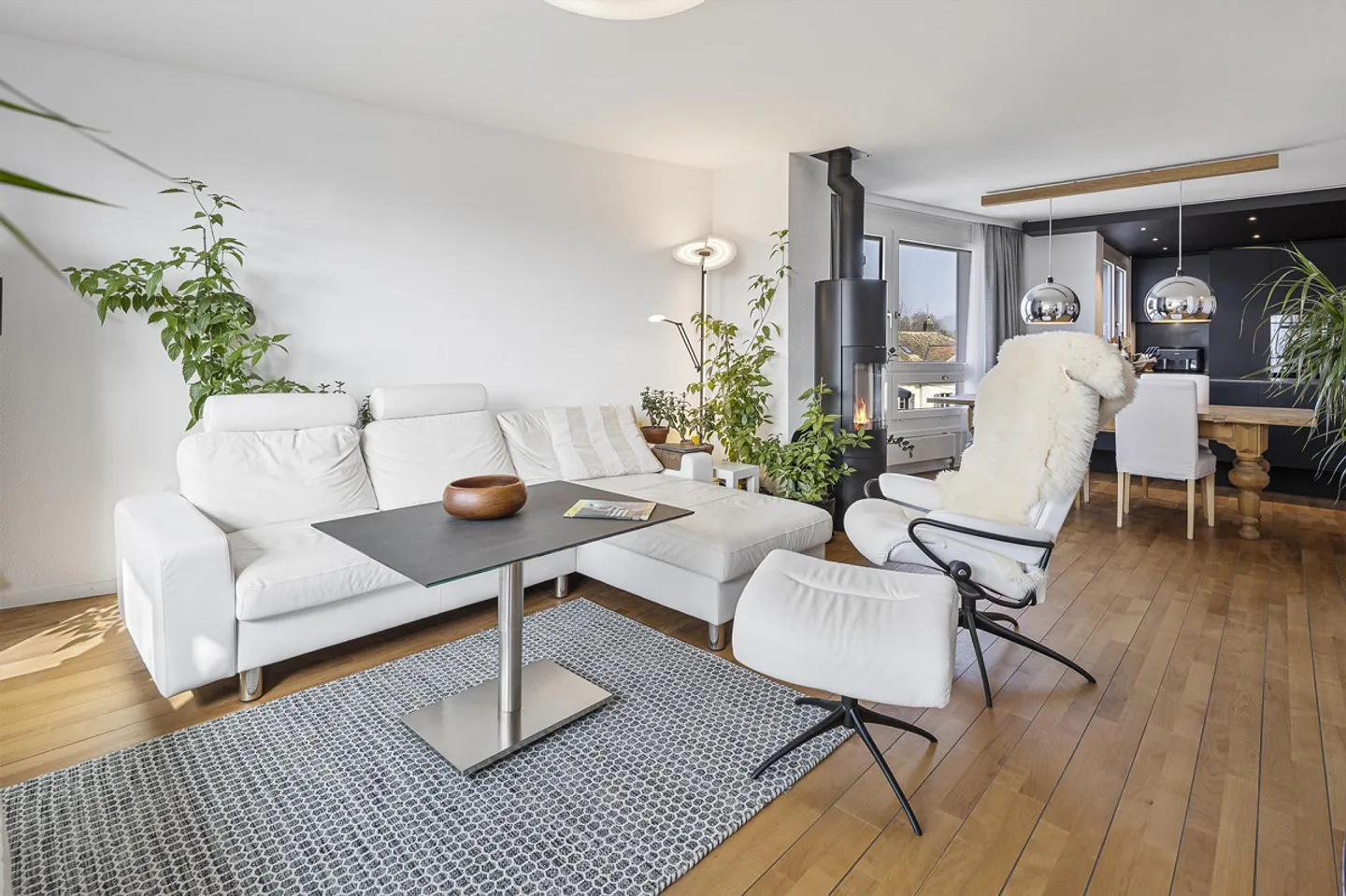 Emplacement central avec vue panoramique et équipements de haute qualité - Photo 2 sur 13