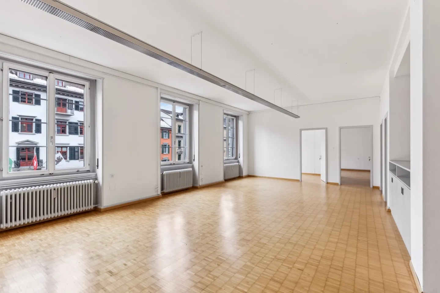 Your new business domicile - Photo 4 of 13