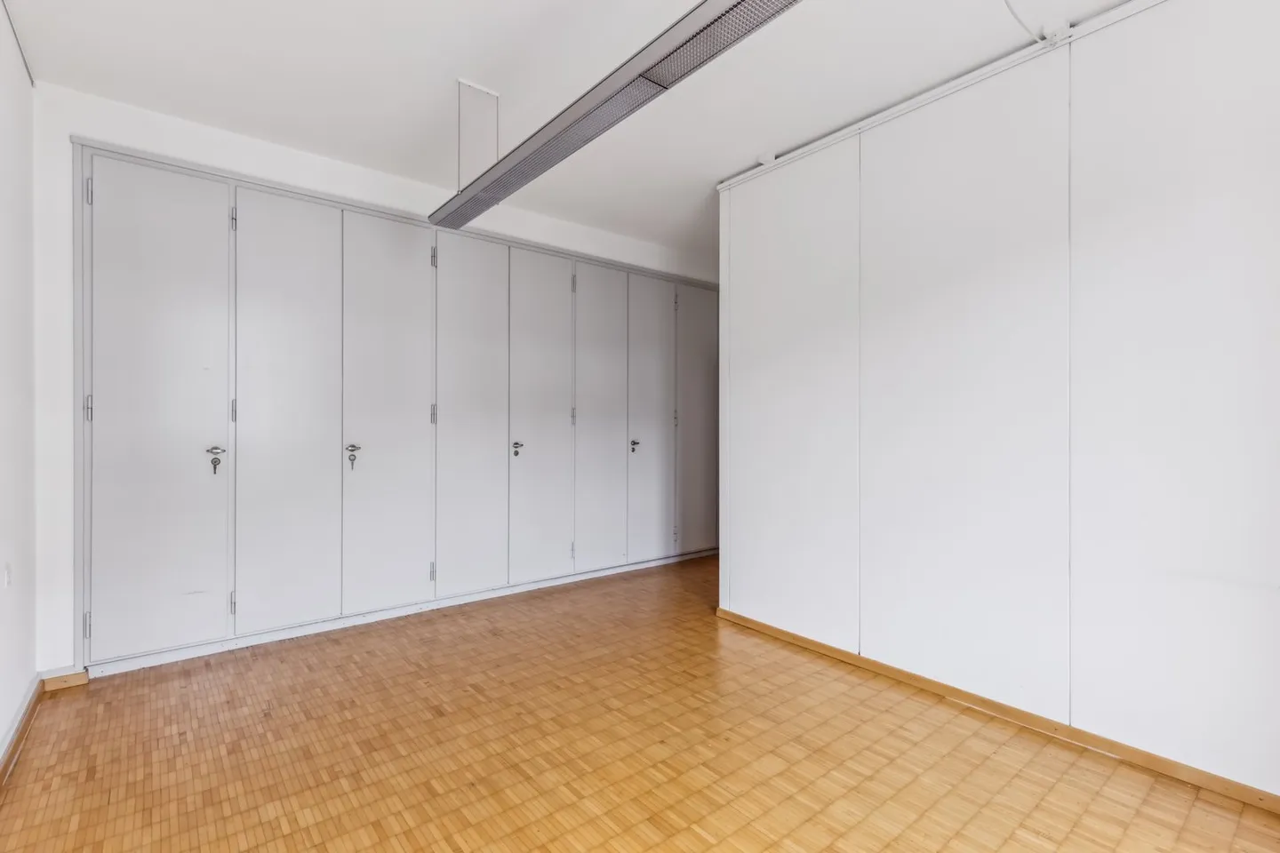 Your new business domicile - Photo 7 of 13