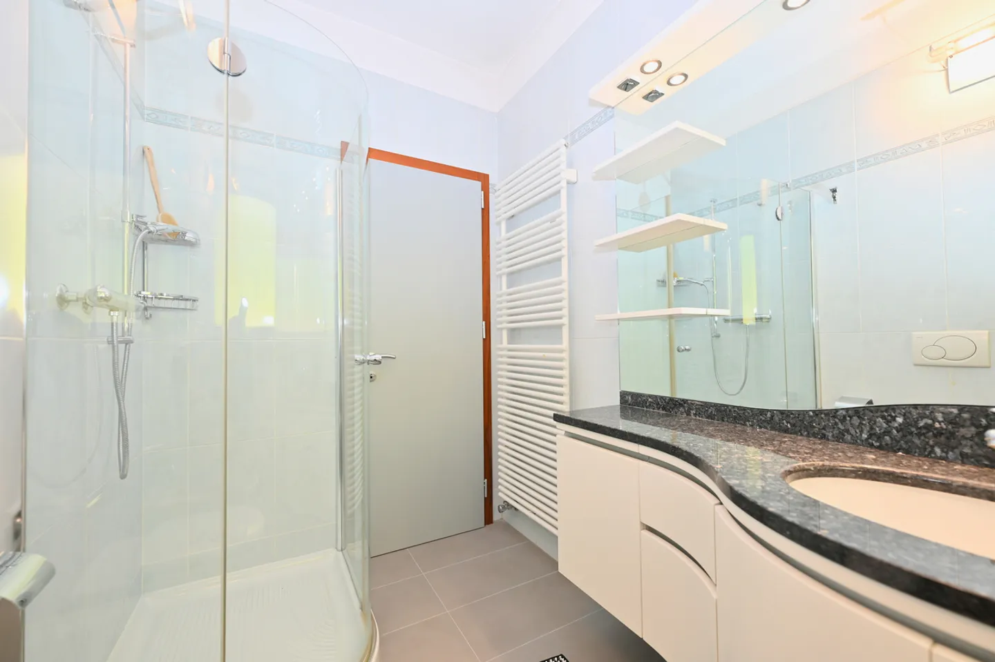 Maison de Vacances - Appartement avec Vue Imprenable sur le Lac de Lugano - Photo 18 sur 19