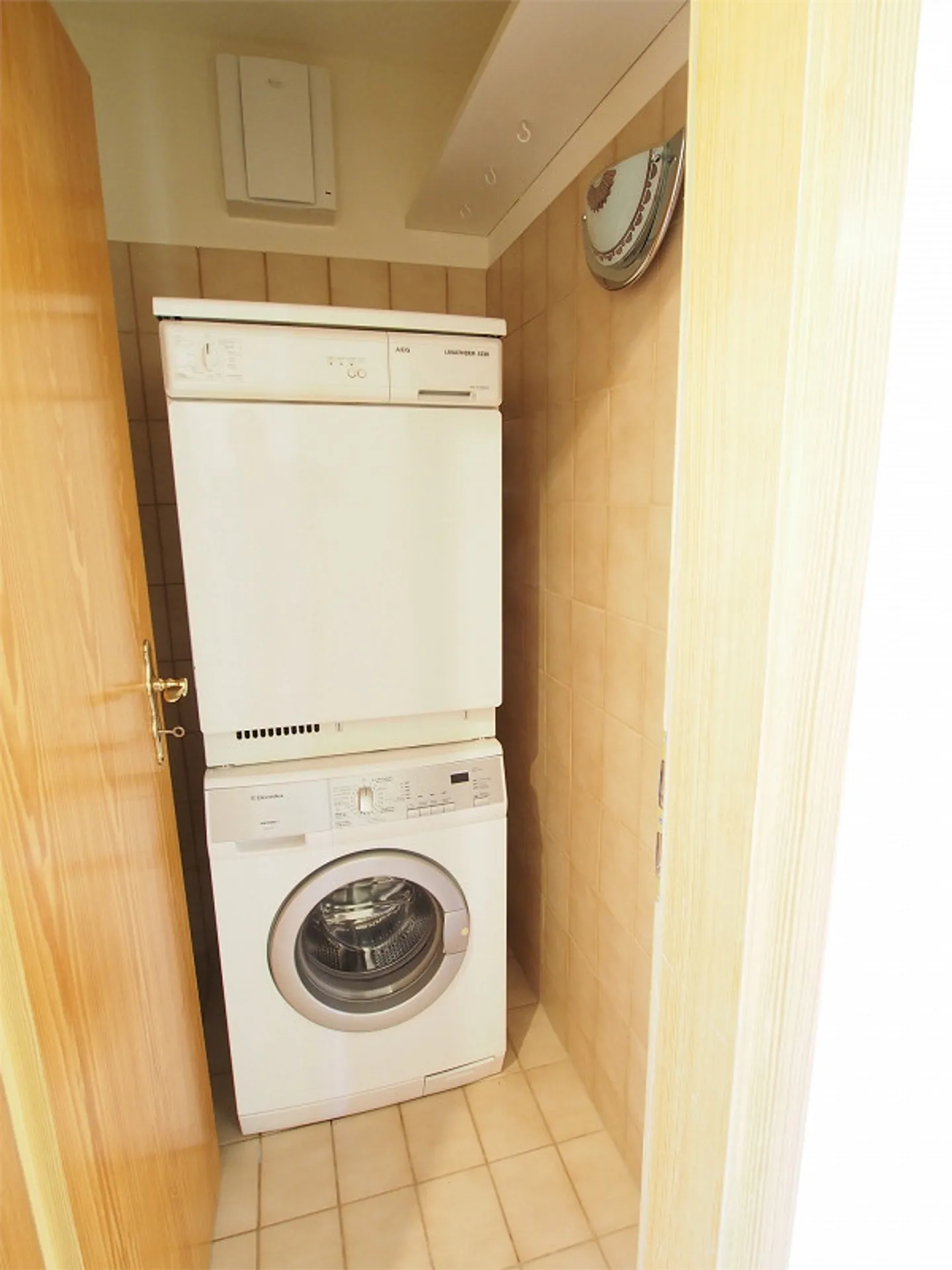 2.5-Zimmer-Maisonette-Wohnung mit Wintergarten und Sitzplatz - Foto 5 von 9