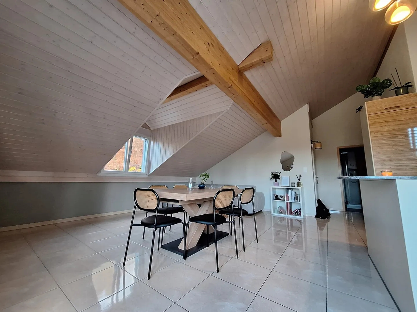 Appartement 3.5 pièces dans les hauteurs de Lausanne - Photo 2 sur 10