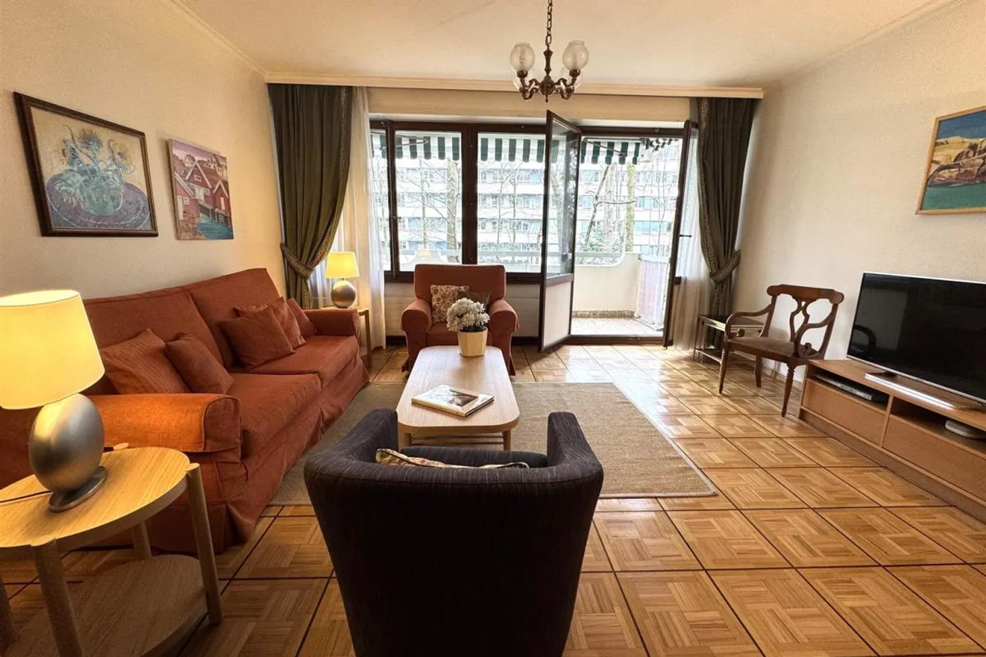 Appartement meublé à louer - Photo 2 sur 8