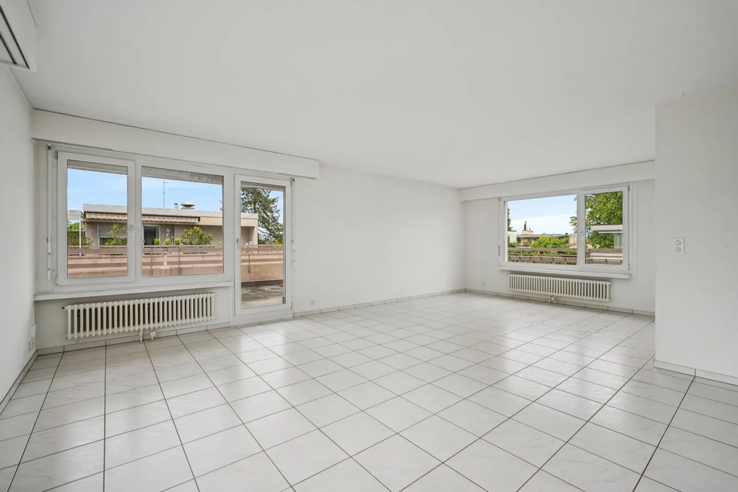 Charmant Appartement Attique - Photo 2 sur 6
