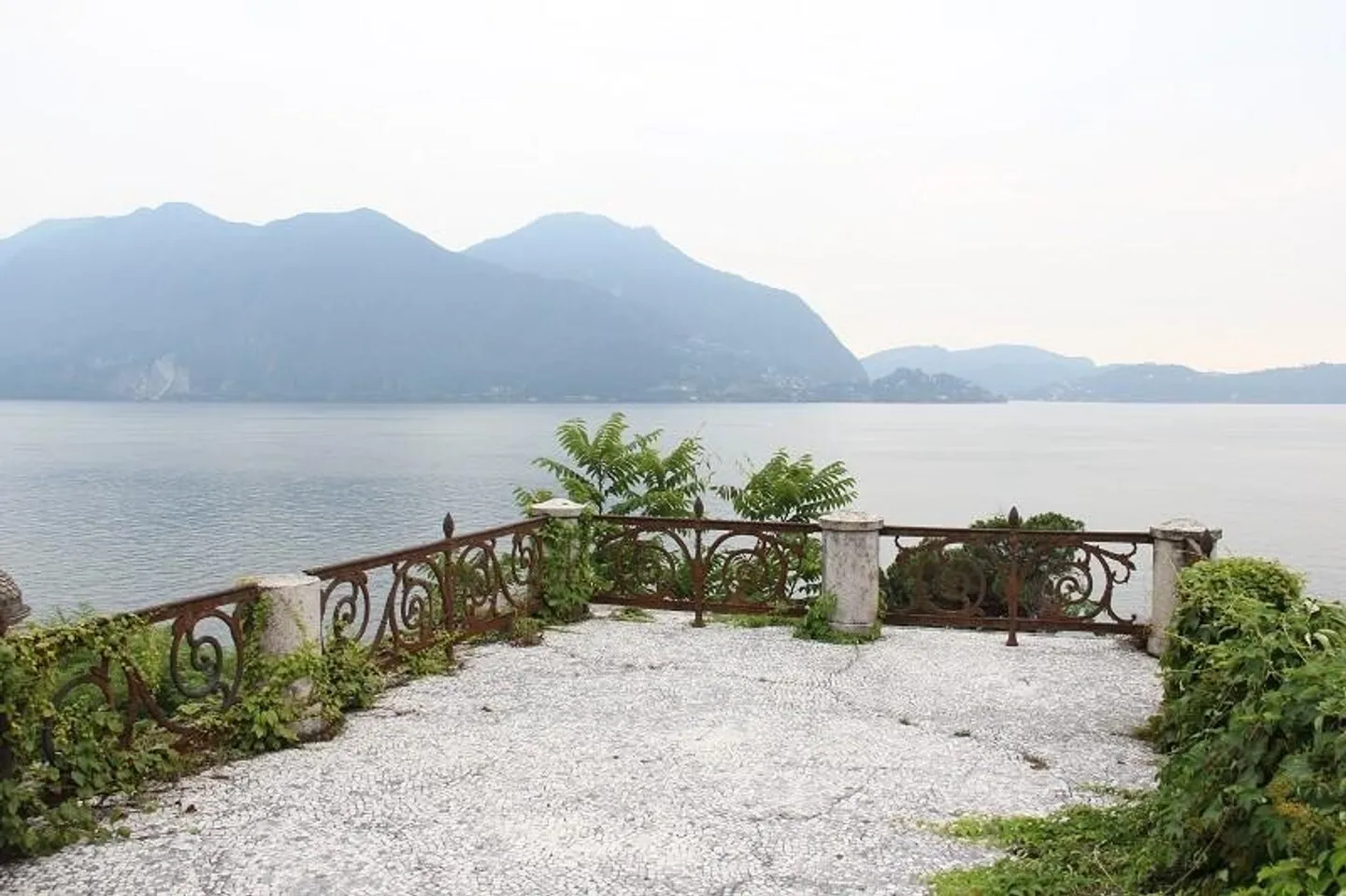 Building land of 50,000m2 on Lake Maggiore in Italy near Verbano - Photo 4 of 12