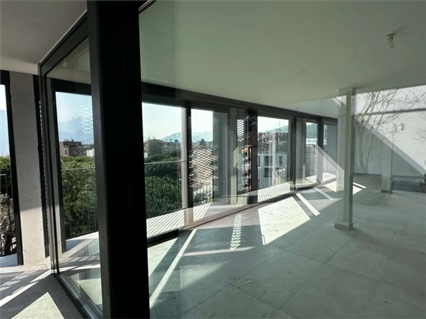 Beautiful Panorama Penthouse with Terrace - Photo 6 of 14