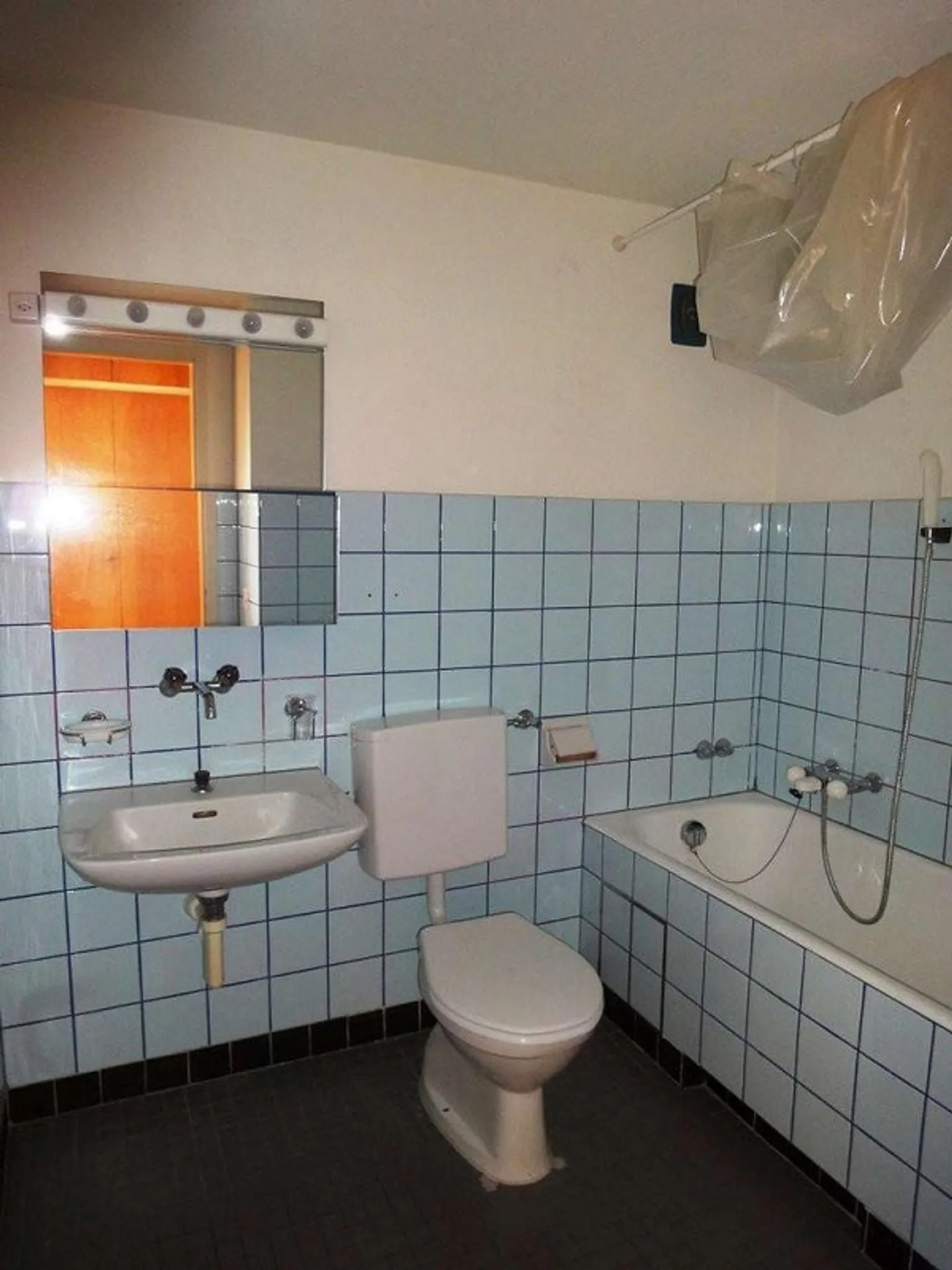 Kleines, einfaches Studio - Photo 3 of 6