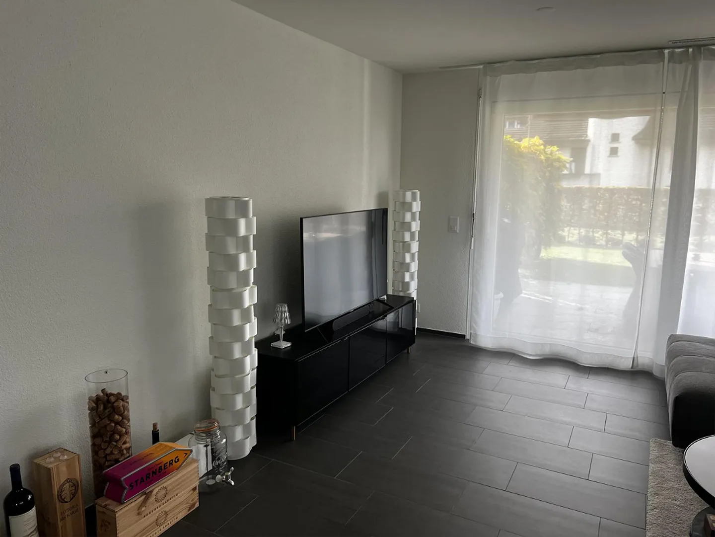 2.5 Room Furnished Apartment - Photo 3 of 13