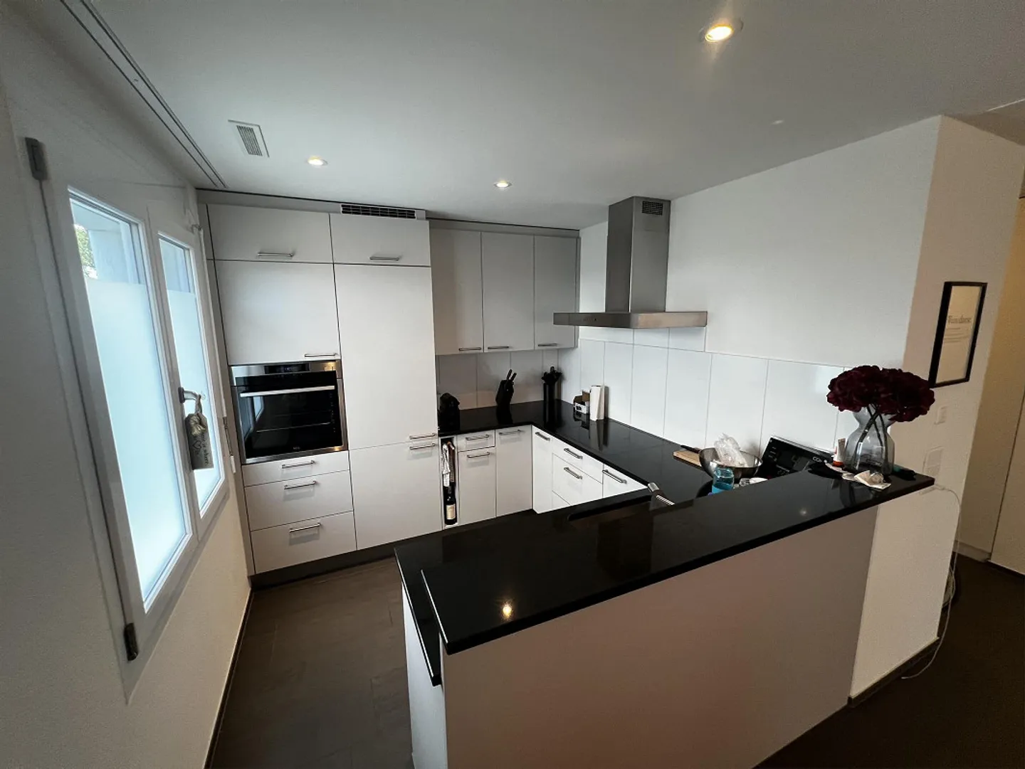 2.5 Room Furnished Apartment - Photo 4 of 13