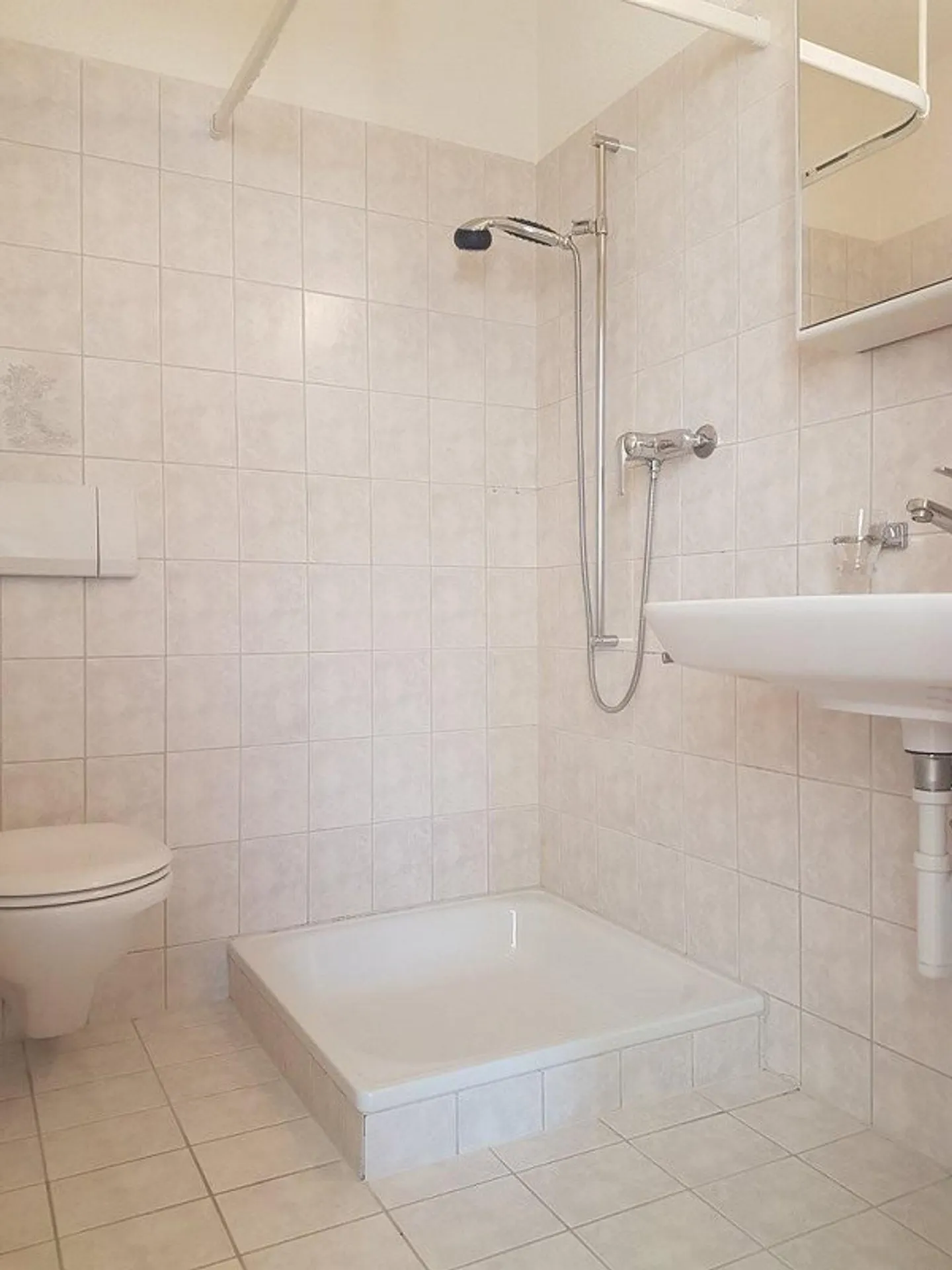 Moderne 4.5-Zimmerwohnung - Foto 8 von 9