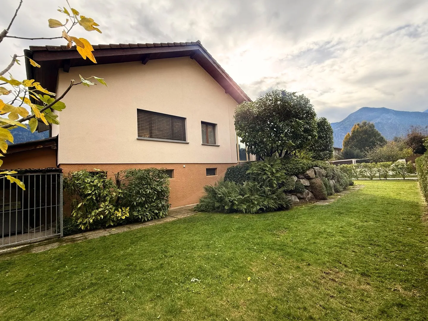 Großartige renovierte Villa mit Grundstück in FULLY - Foto 5 von 25