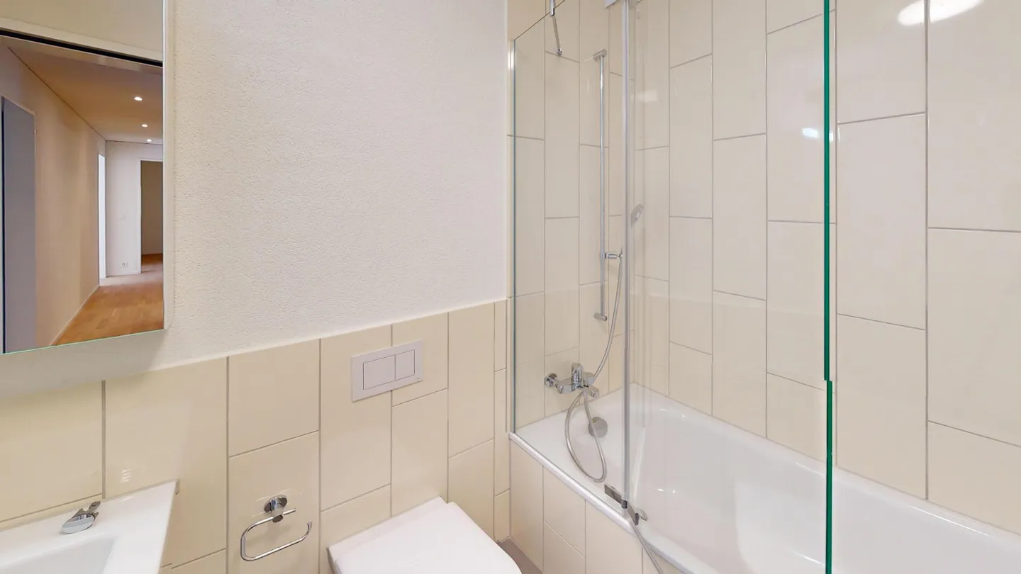 Appartement attrayant de 3,5 pièces avec espace jardin - Photo 5 sur 6