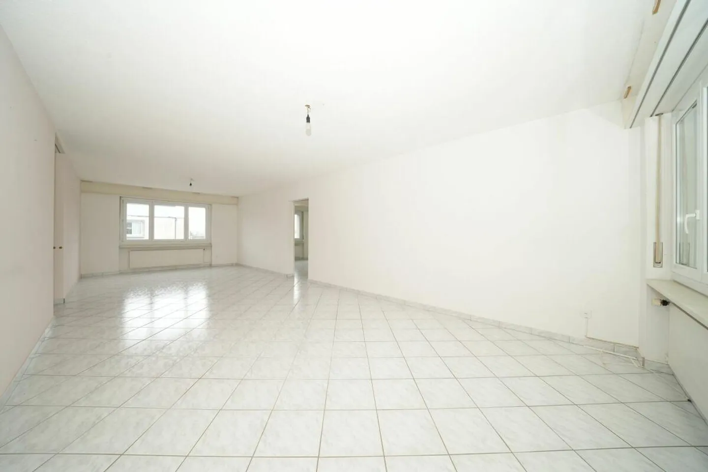 Komfortable Wohnung mit Balkon - Foto 2 von 10