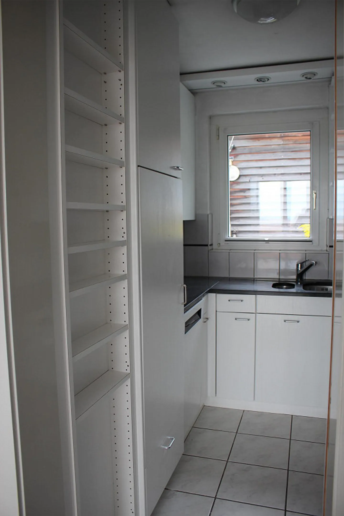 Charmante maison individuelle de 5,5 pièces avec vue unique sur les montagnes enneigées - Photo 17 sur 26