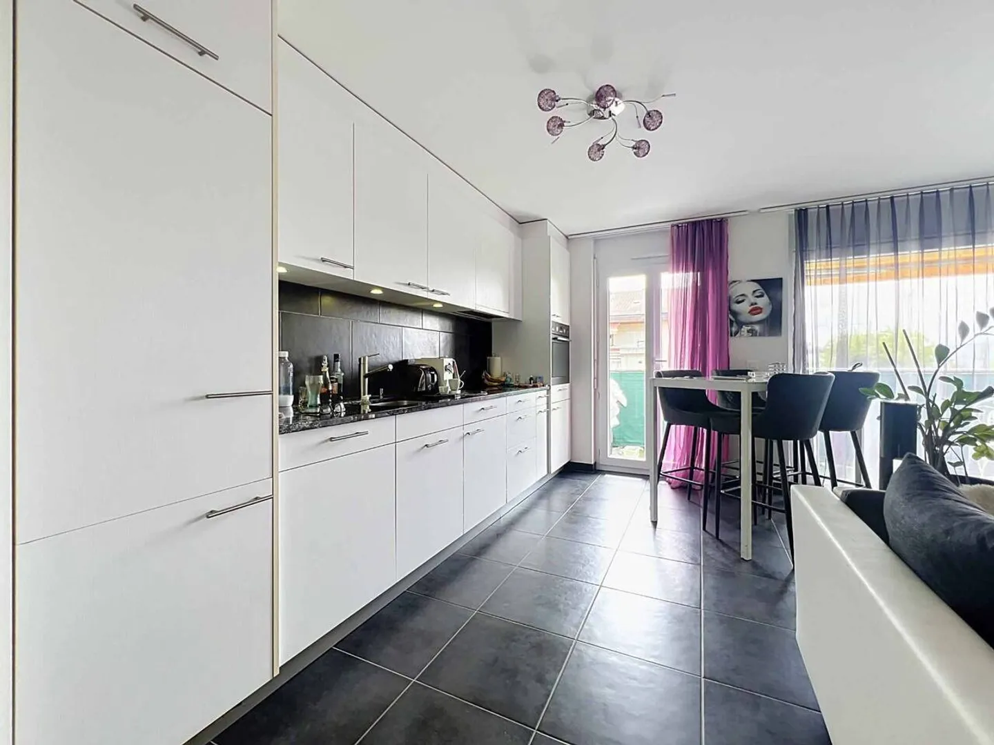 Charmant Appartement 4,5 pièces - Photo 4 sur 6