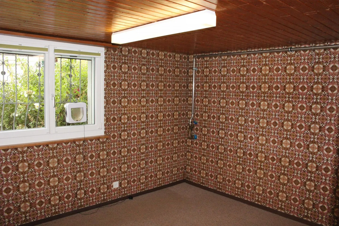 Charmante maison individuelle de 5,5 pièces avec vue unique sur les montagnes enneigées - Photo 19 sur 26