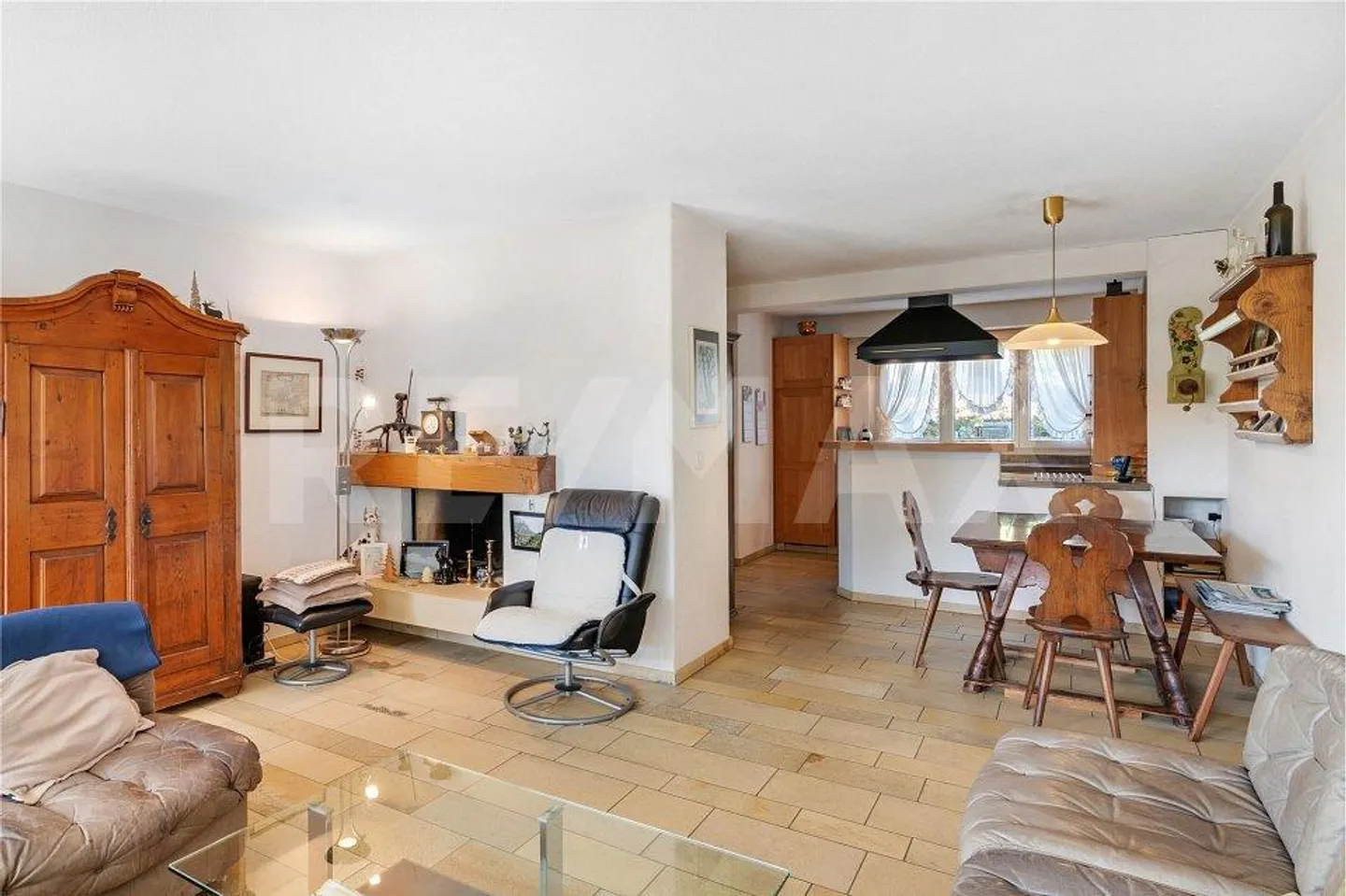 5½ Zimmer Mittelhaus mit Potential – Ihr neues Zuhause erwartet Sie - Foto 3 von 13